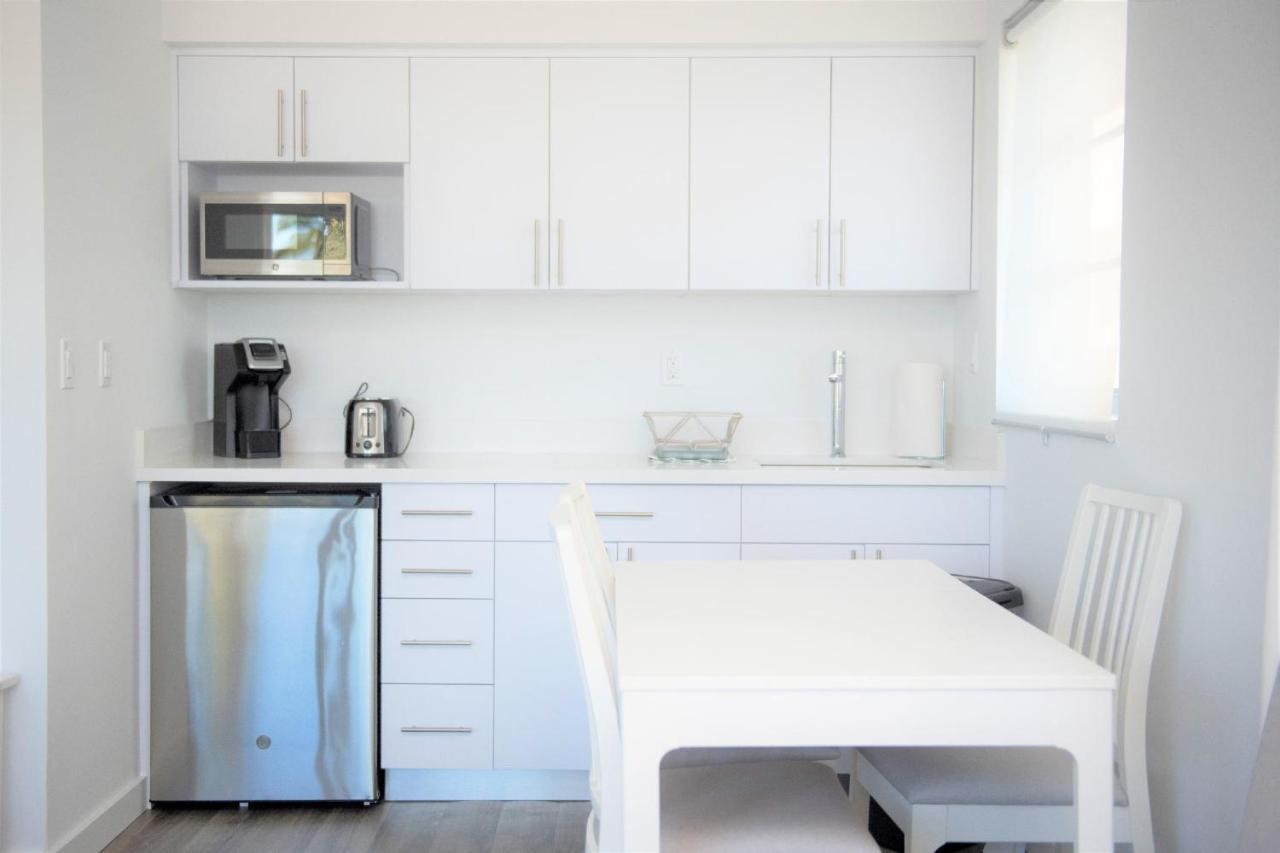 Ocean Drive Apartment *