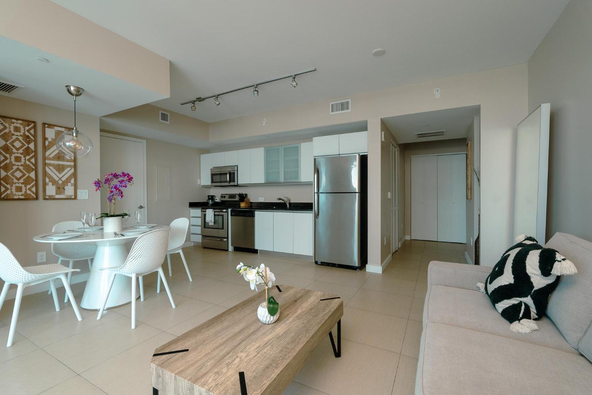 Apartment Ocean 2 Sky At Monte Carlo Miami Miami Beach