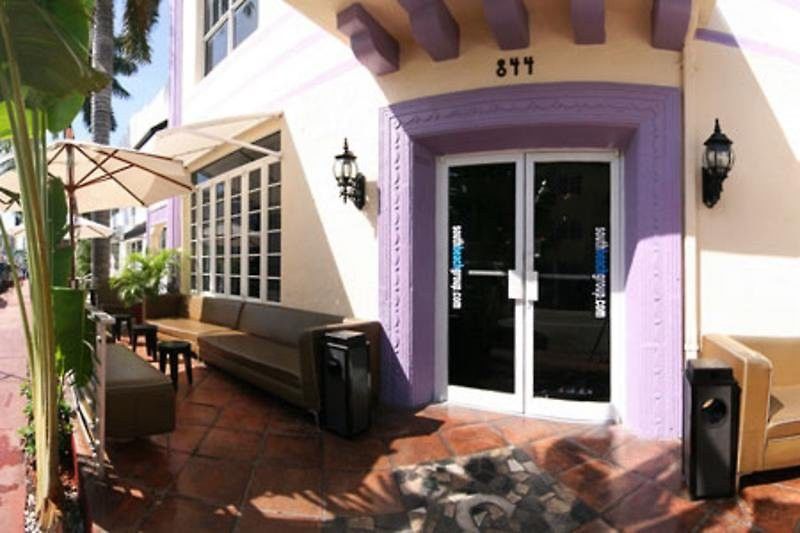 Shelley Hotel 2*