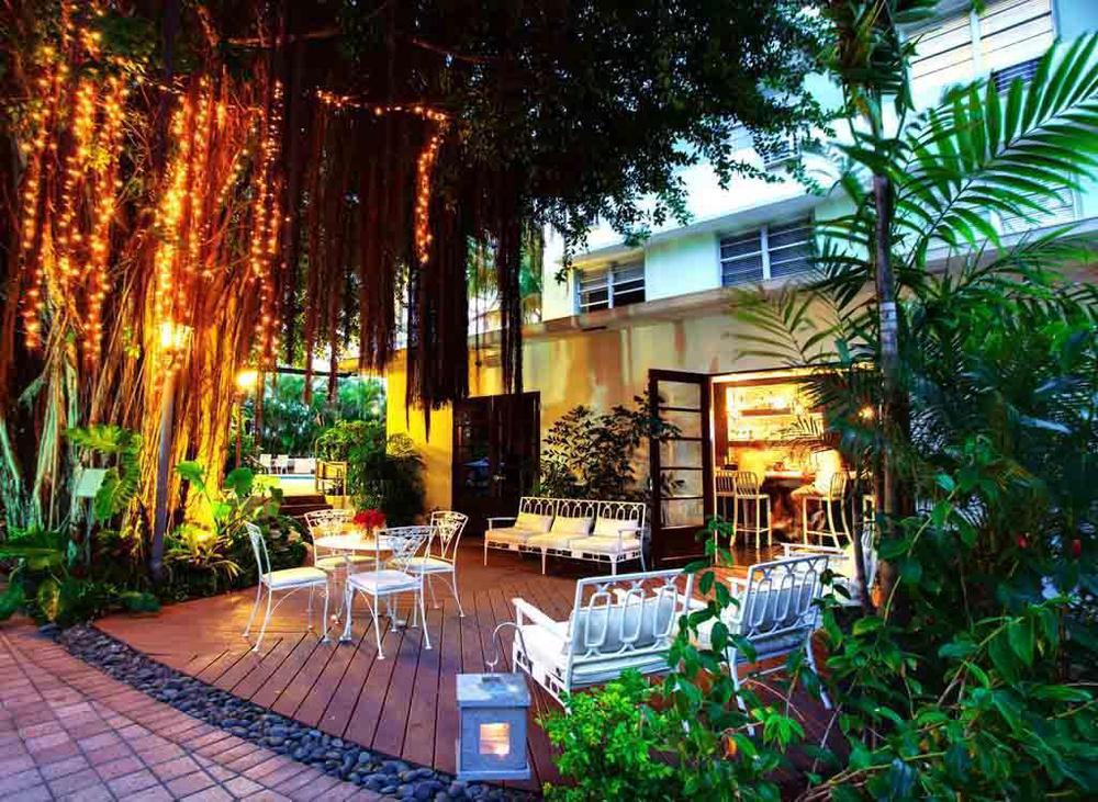 Dorchester Hotel&suites 3*