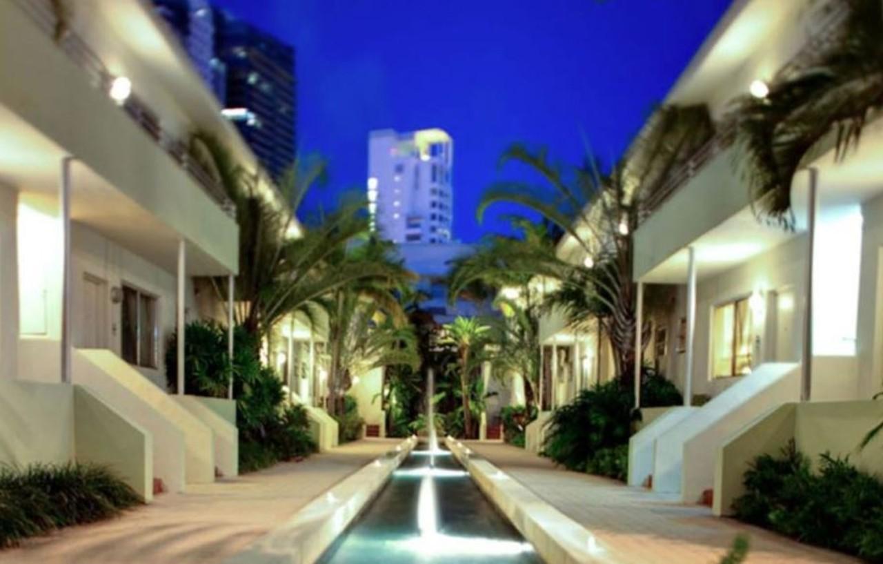 Dorchester Hotel&suites Miami Beach