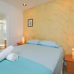 Amazing Location - Ocean Drive & Beach Front Apartment
