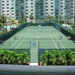 Ocean Reserve Collins Avenue