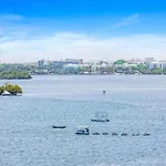 Miami\'S Bayfront One-Bedroom Condo