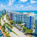 Apartment On The Beach For 6 Peoples With Balcony