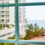 Modern Studio In Miami Beach