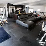 Posh South Beach