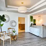 Bentley Hotel South Beach