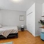 Waterfront Luxury New Apartment