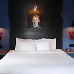 Hotel Gaythering - Gay Hotel - All Adults Welcome