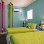 Beds n\' Drinks