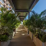 3 Bedroom Apt Ocean-Front Resort The Alexander