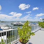 Front Bay View Unique Stay For A Relaxing Experience
