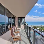 Spacious Ocean View Condo Beach Service 803