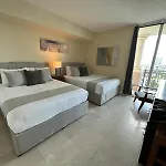 Beautiful Asian Retreat 2Bd 2Bth Apt Min To Beach