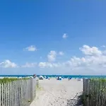 South Beach One Bedroom Condo With Parking Spot