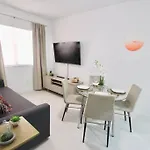 Beautiful Apartment Footsteps From The Beach