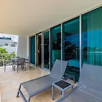 Suites Ocean Drive Hotel