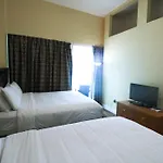 Castle Ph2 Balcony Oceanfront Condo, Beach Access, Pool, Tennis, Free Parking