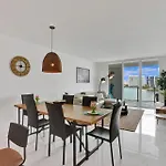 Marina Bay Sunny Isles 1005