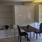 Cozy Studio, Walk To The Beach, Restaurants, Bars
