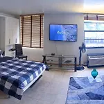 Cozy Studio, Walk To The Beach, Restaurants, Bars