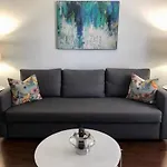 Lux Condo By The Beach
