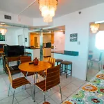 Castle 727 Studio With Balcony And Ocean View, Pool, Tennis, Beach Access, Free Parking