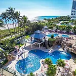 2 Bedrooms Unit Oceanfront Resort The Alexander