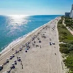 2 Bedrooms Unit Oceanfront Resort The Alexander