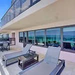 Full Ocean View Huge Private Terrace 1002