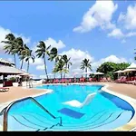 44 Beach Access And Private Pool