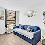 1 Bedroom In The Best Location In South Beach !