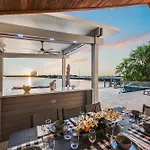 Best Sunset View On The Bay With Pool