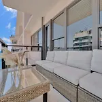 High Floor 2Bd With Beach Service 1608