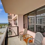 Spacious Ocean View Condo Beach Service 1507