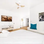 Bellamor Apts At 5Th St Shopping Mall