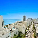 Fontainebleau Hotel One Bedroom Suite