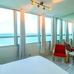 Castle 1133 Ocean View Studio, Pool And Beach Access, Free Parking, Tennis And More!