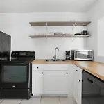 Bay Harbor Sunset 2 Bedrooms