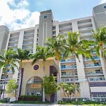 Golden Bay 52