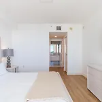Golden Bay 52