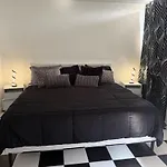 Large Studio Apartment Best Location In South Beach!