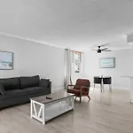 Bay Harbor Sunset Apt 5A