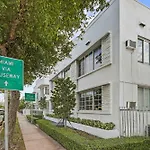 1Br Apt Sleeps 4 Beach Vibes