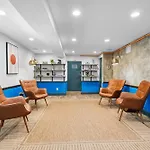 Nine20 Collins Apartments By Lowkl