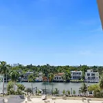Cozy 2 Bedroom Ocean View Beach Service 707