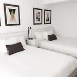 A Block From The Beach- Miami Beach