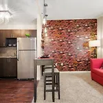 Apartment Next The Beach On 7Th And Collins Ave
