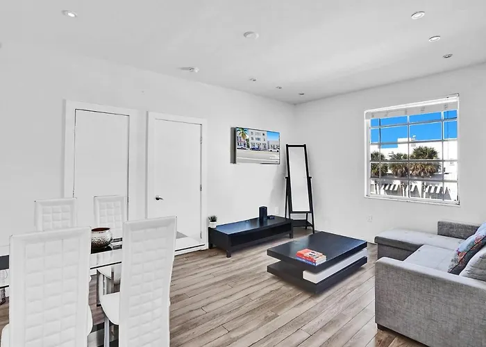 Luxe 2Br1Bath South Beach 1 Min Walk From Ocean